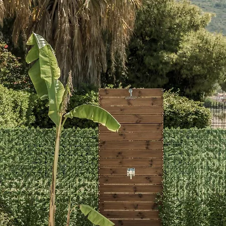 Granny's Kalamaki (Zakynthos)